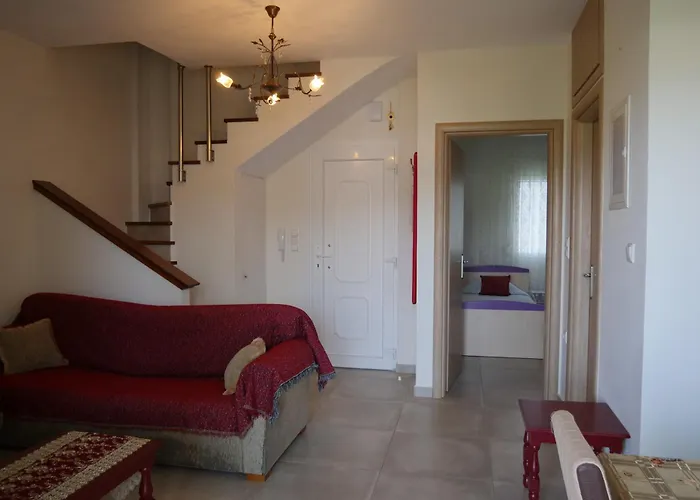 Diana Apartamento Nea Iraklitsa